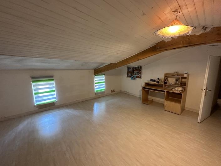 Image No.6-Ferme de 4 chambres à vendre à Montguyon