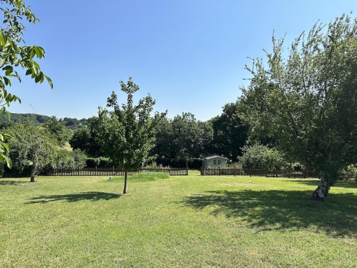 Image No.8-Maison de campagne de 5 chambres à vendre à Chalais