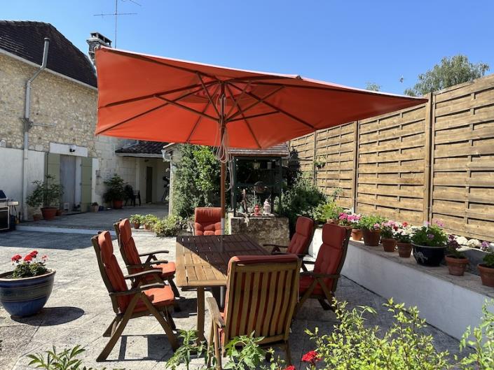 Image No.5-Maison de 5 chambres à vendre à Bazac