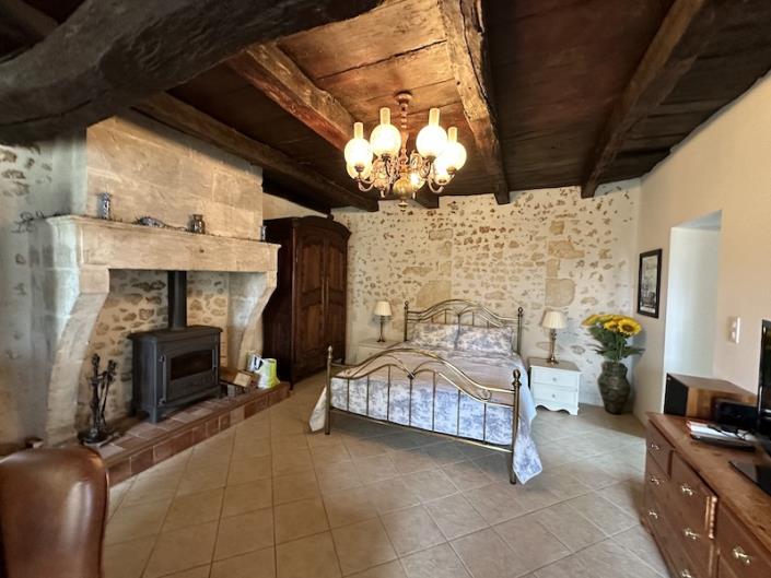 Image No.8-Maison de 5 chambres à vendre à Bazac