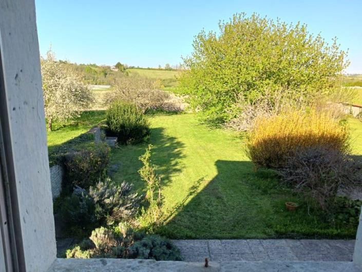 Image No.5-Maison de campagne de 4 chambres à vendre à Juignac