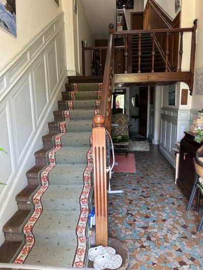 Image No.8-6 Bed Chateaux for sale