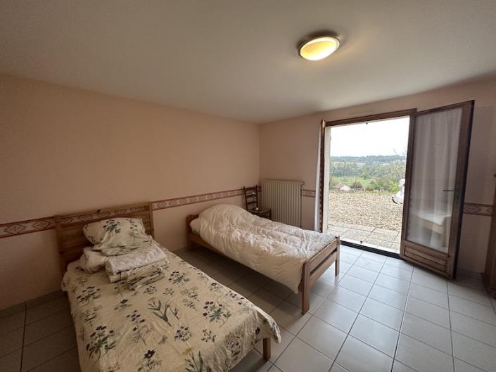 Image No.5-Maison de campagne de 4 chambres à vendre à Chantérac