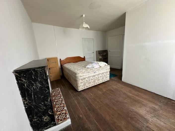 Image No.4-Maison de ville de 4 chambres à vendre à Saint-Paul-Lizonne