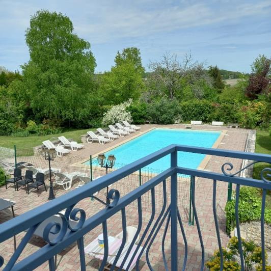 Image No.7-16 Bed Farmhouse for sale