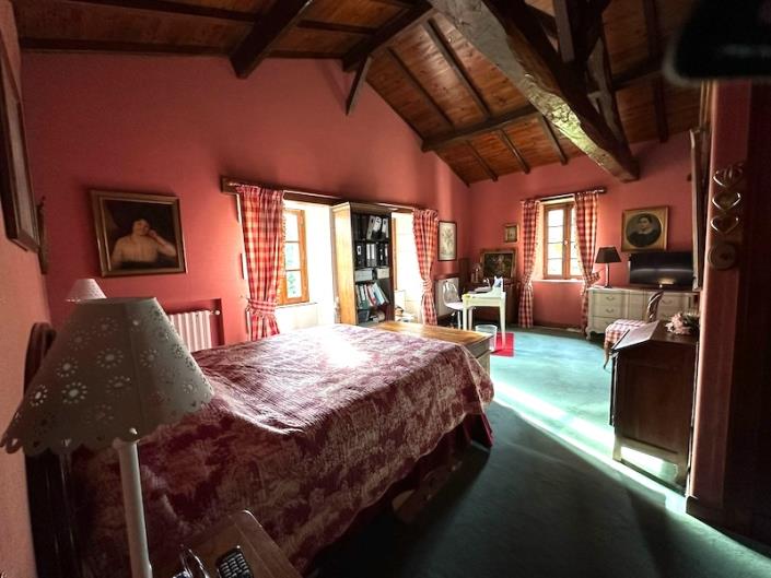 Image No.4-Maison de campagne de 5 chambres à vendre à Salles-Lavalette