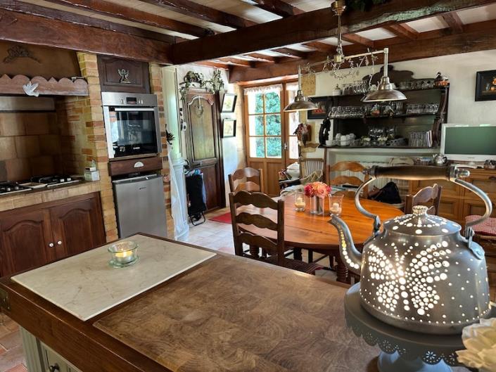 Image No.9-Maison de campagne de 5 chambres à vendre à Salles-Lavalette