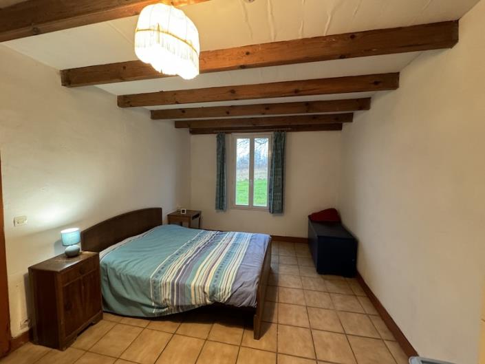 Image No.5-Ferme de 2 chambres à vendre à Montguyon