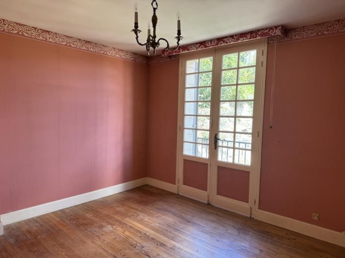 Image No.5-3 Bed Townhouse for sale