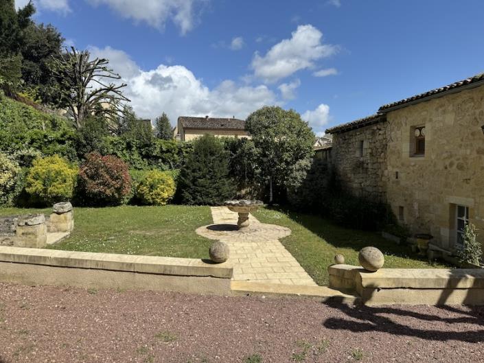 Image No.7-3 Bed Townhouse for sale