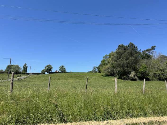 Image No.2-Ferme de 3 chambres à vendre à Montguyon