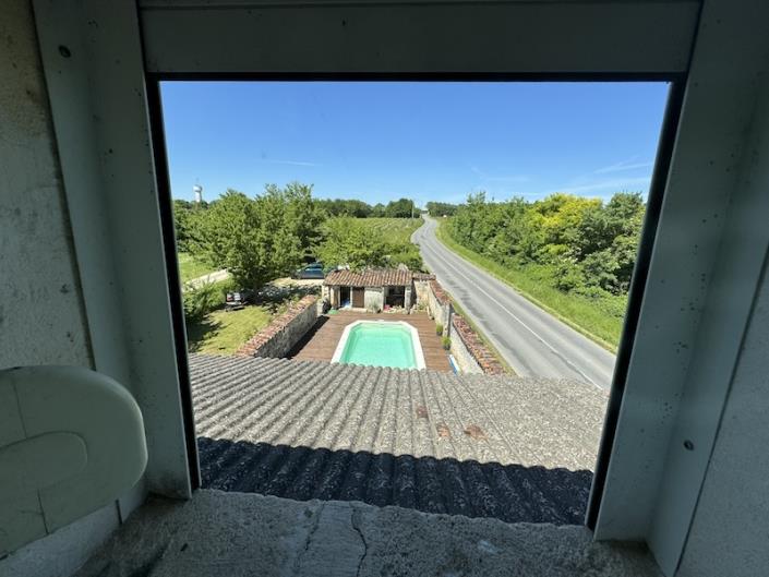 Image No.8-4 Bed House for sale