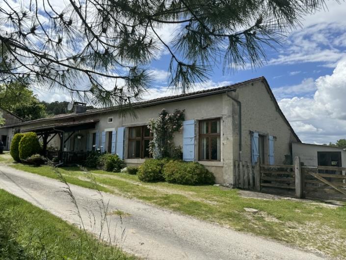 Image No.10-Ferme de 3 chambres à vendre à Bonnes