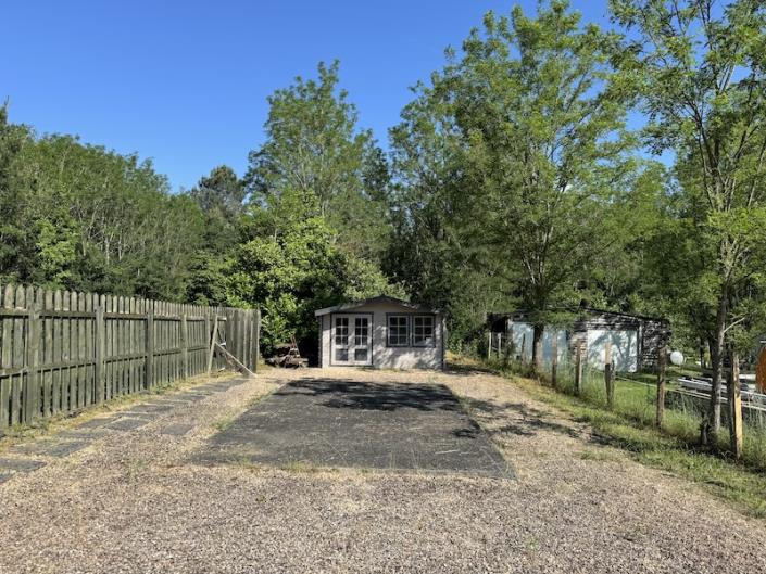 Image No.10-6 Bed House for sale