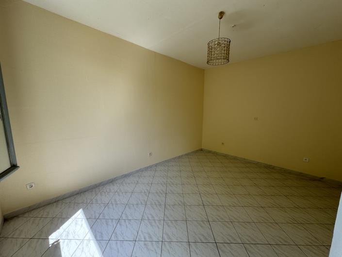 Image No.4-2 Bed House for sale