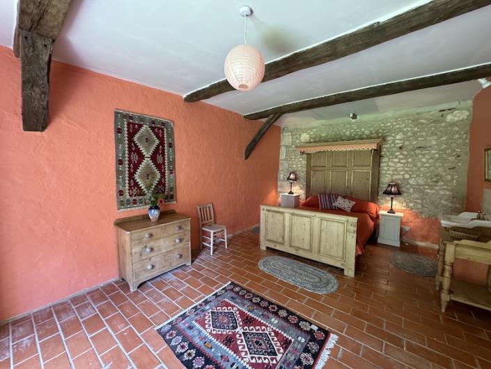 Image No.10-Maison de campagne de 10 chambres à vendre à Verteillac