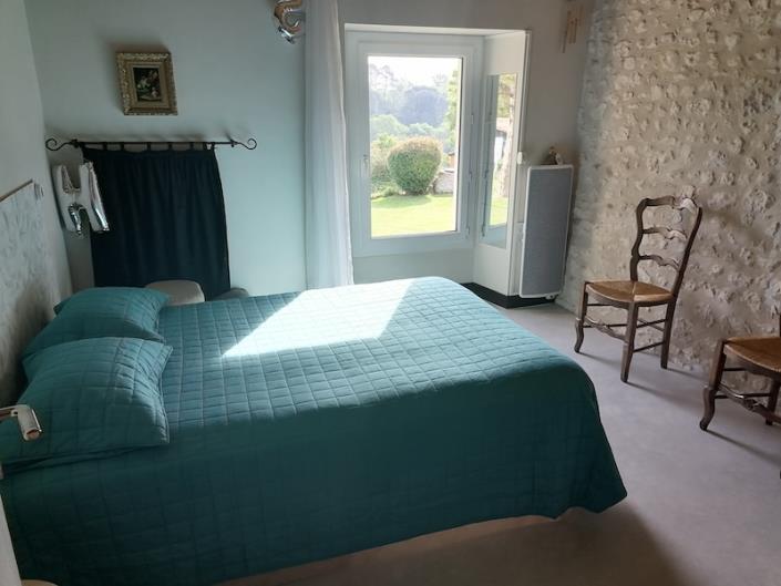 Image No.11-6 Bed Country House for sale