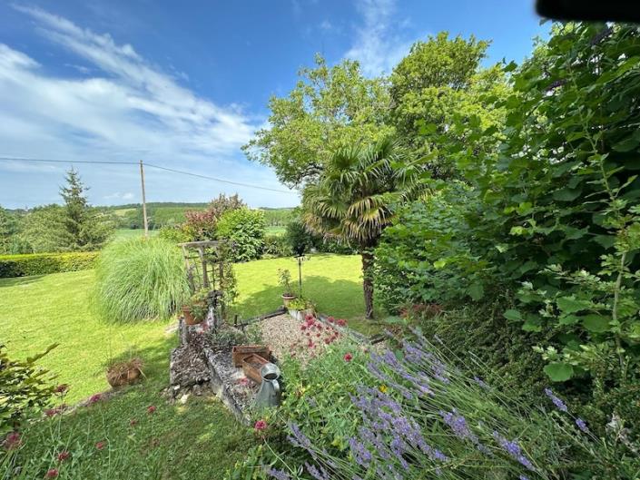 Image No.2-Maison de 3 chambres à vendre à Saint-Severin