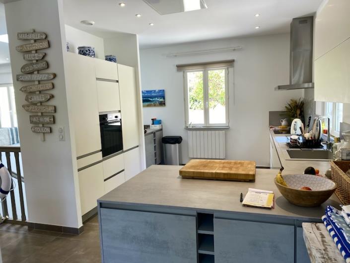 Image No.6-5 Bed Country House for sale