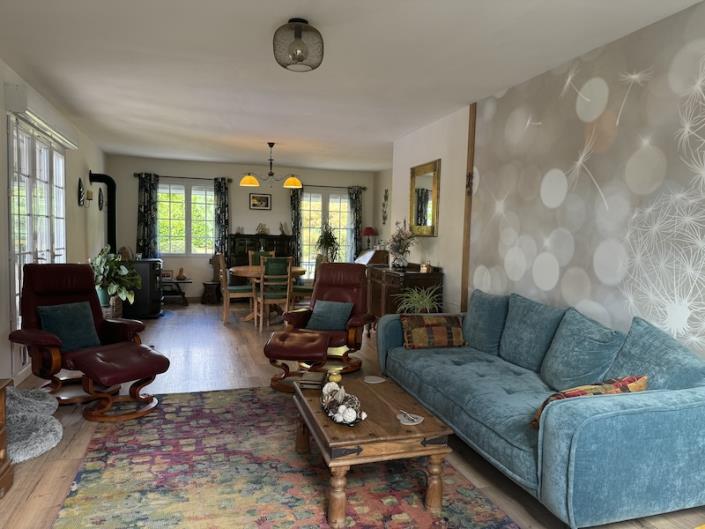 Image No.3-3 Bed House for sale