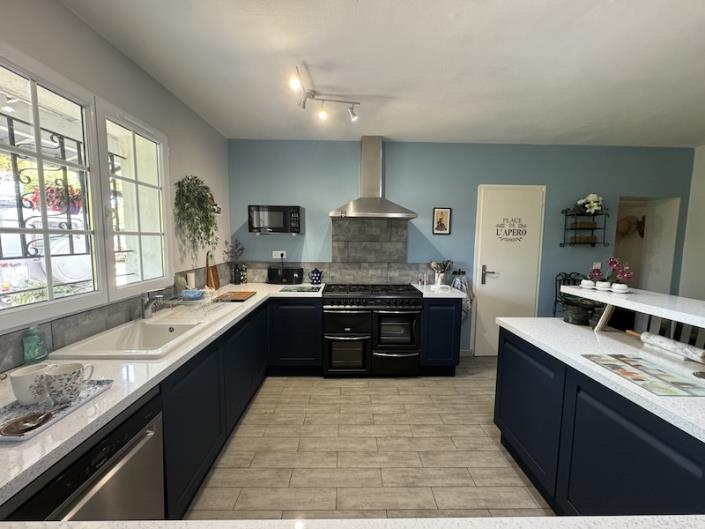 Image No.4-3 Bed House for sale