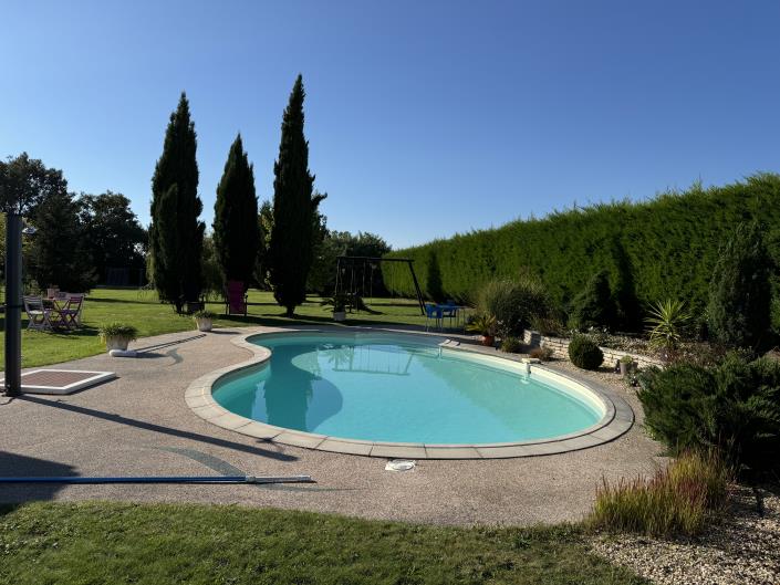 Image No.2-3 Bed Bungalow for sale