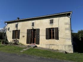Photo 0