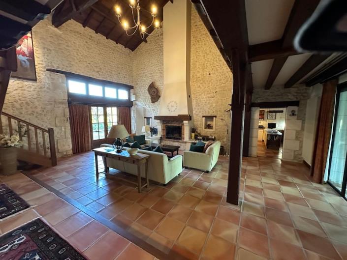 Image No.3-5 Bed Country House for sale