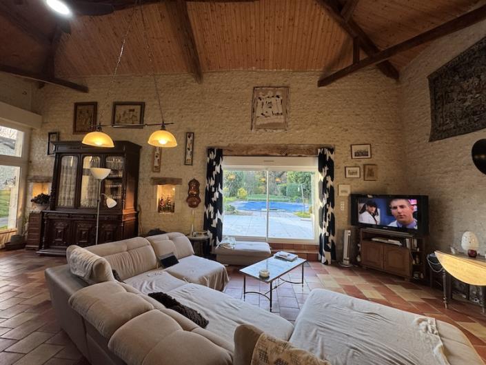 Image No.5-Maison de campagne de 3 chambres à vendre à Chevanceaux