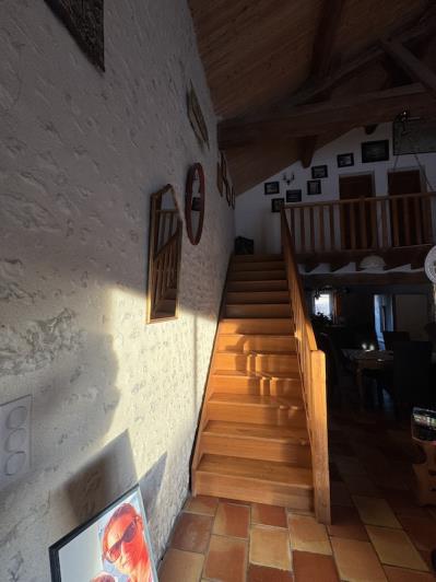 Image No.3-3 Bed House for sale