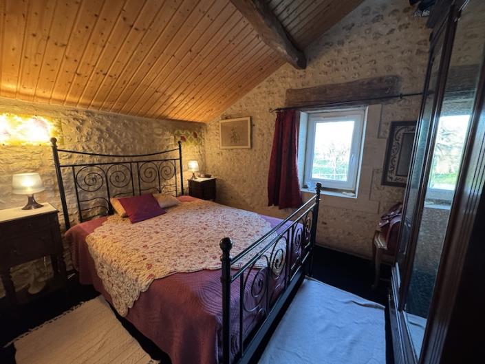 Image No.7-3 Bed House for sale