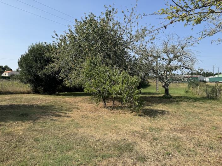 Image No.2-Bungalow de 3 chambres à vendre à Montguyon