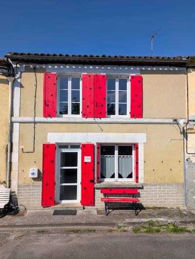 Image No.1-Maison de village de 3 chambres à vendre à Salles-Lavalette