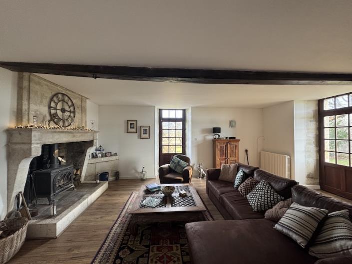 Image No.3-4 Bed Country House for sale