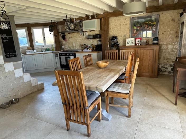 Image No.5-Maison de campagne de 4 chambres à vendre à Salles-Lavalette