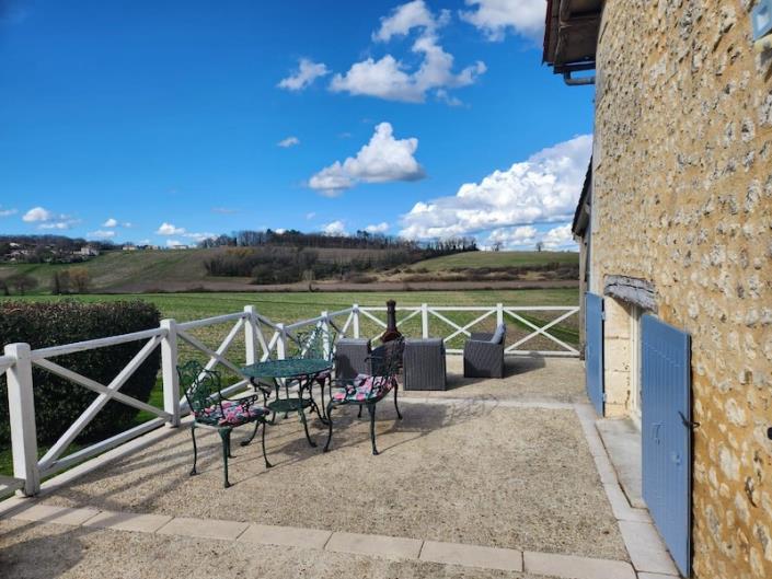 Image No.9-Maison de campagne de 4 chambres à vendre à Salles-Lavalette