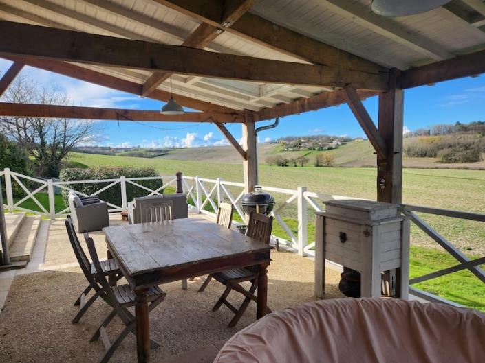 Image No.10-Maison de campagne de 4 chambres à vendre à Salles-Lavalette