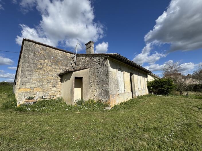 Image No.4-4 Bed Country Property for sale