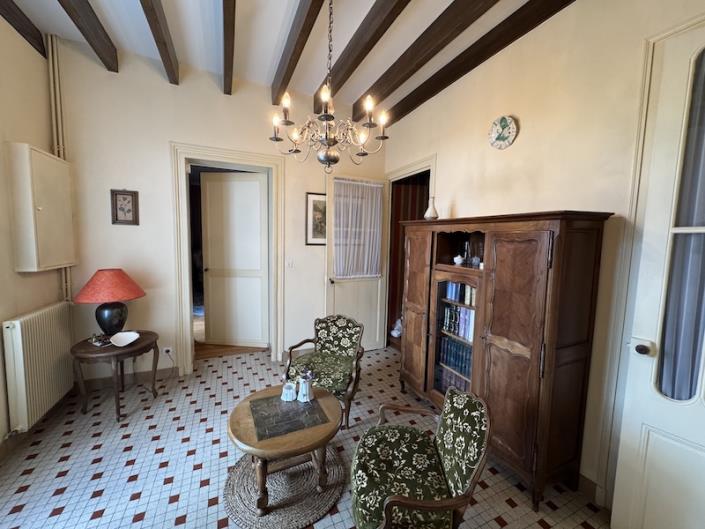 Image No.8-4 Bed Country Property for sale