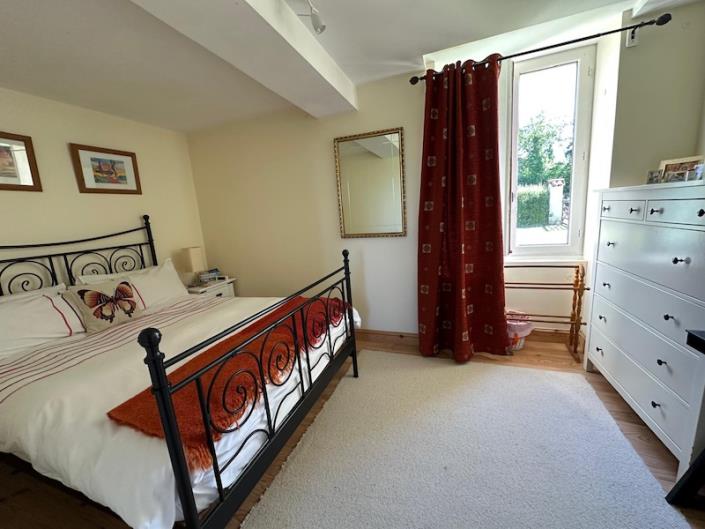 Image No.9-4 Bed Country Property for sale