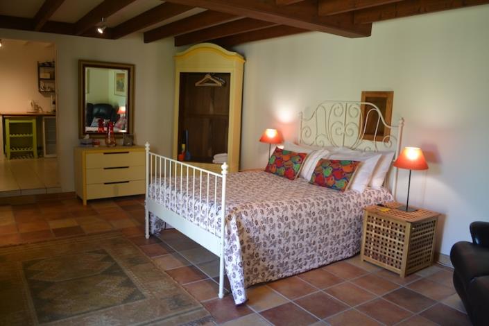 Image No.10-4 Bed Country Property for sale