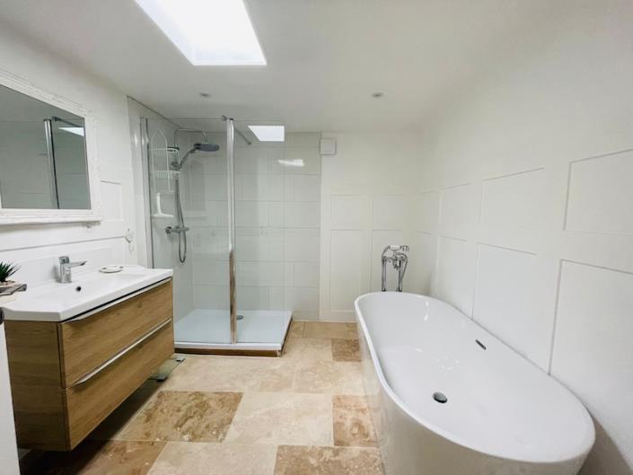 Image No.12-4 Bed House for sale