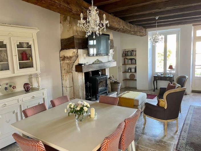 Image No.2-4 Bed House for sale