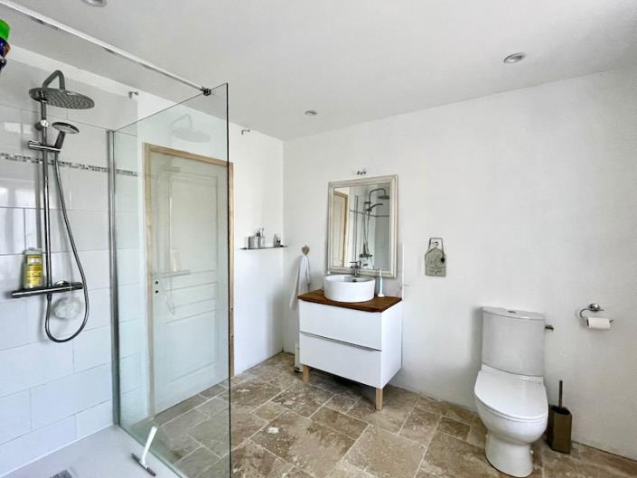 Image No.7-4 Bed House for sale