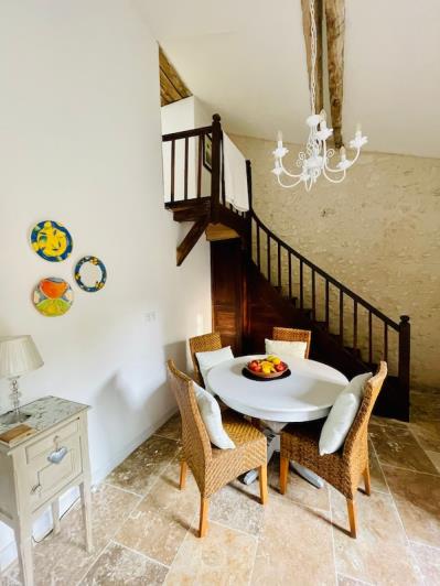 Image No.10-4 Bed House for sale