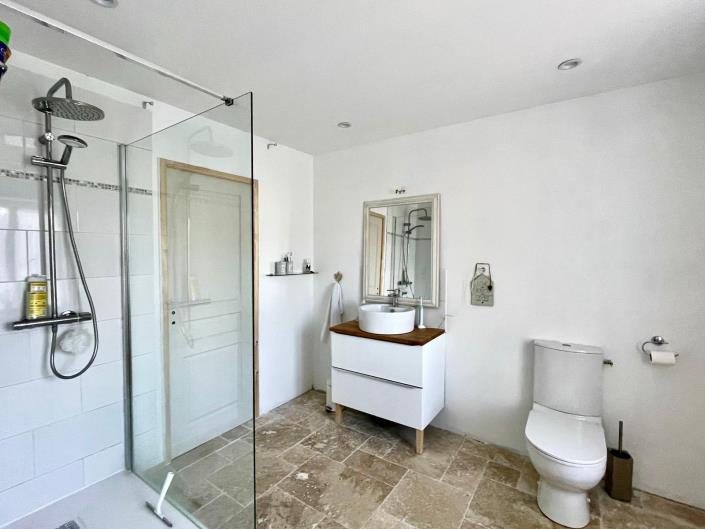 Image No.12-4 Bed House for sale