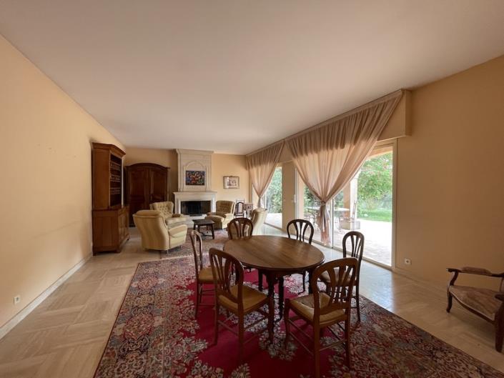 Image No.2-5 Bed House/Villa for sale