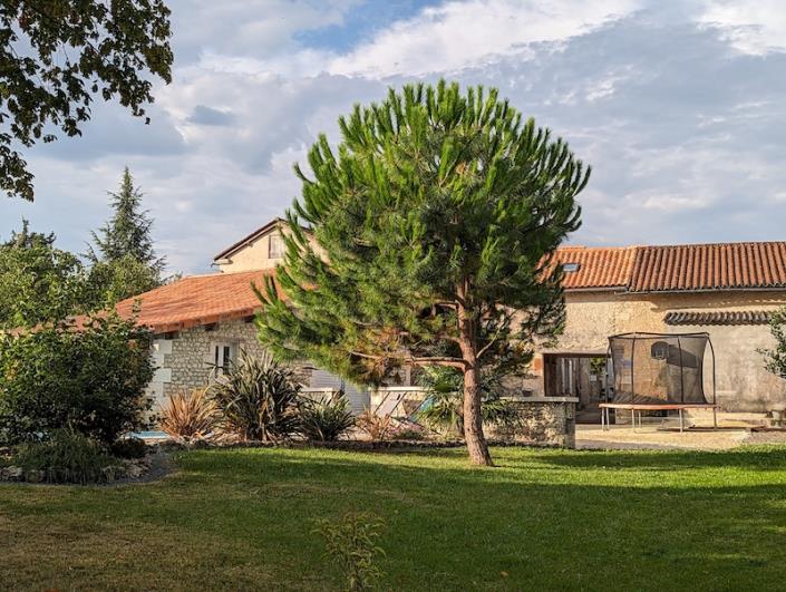 Image No.3-4 Bed House for sale