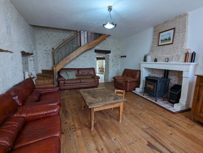 Image No.11-4 Bed House for sale