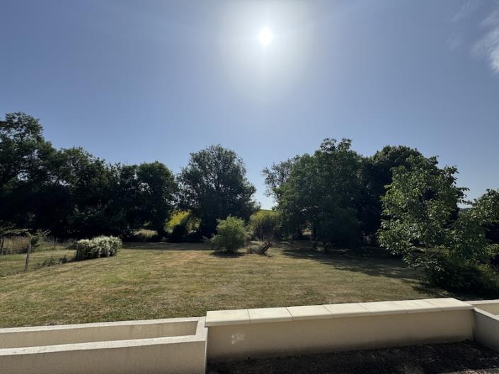 Image No.3-Maison de campagne de 4 chambres à vendre à Pillac